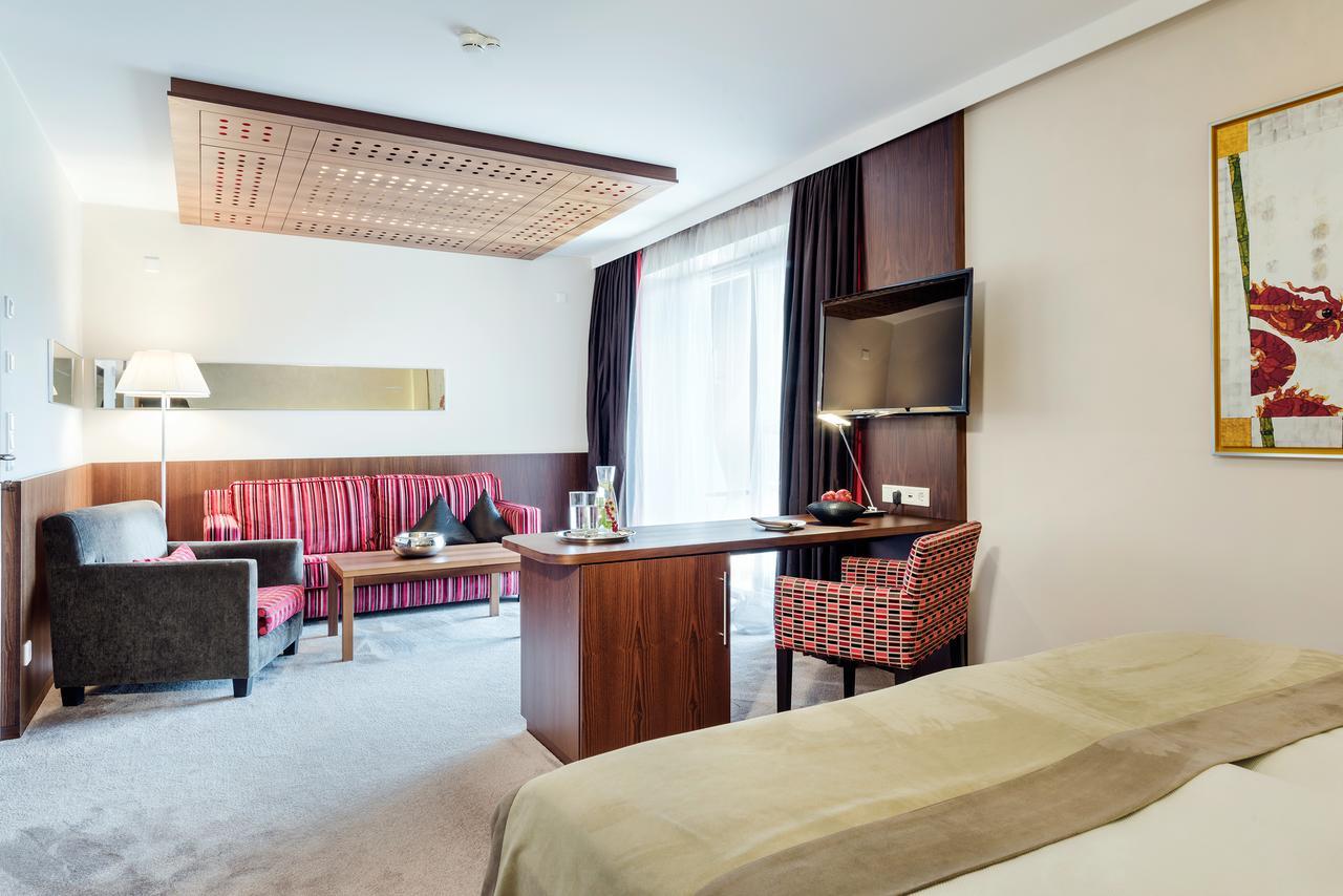 Villa Vitalis Medical Health Resort Aspach im Innkreis Екстериор снимка